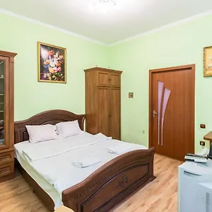 по вул.люльки 8 - On Lulki Street 8 Апартаменты