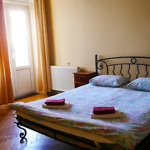 Two Bedrooms With Two Bathrooms Апартаменты